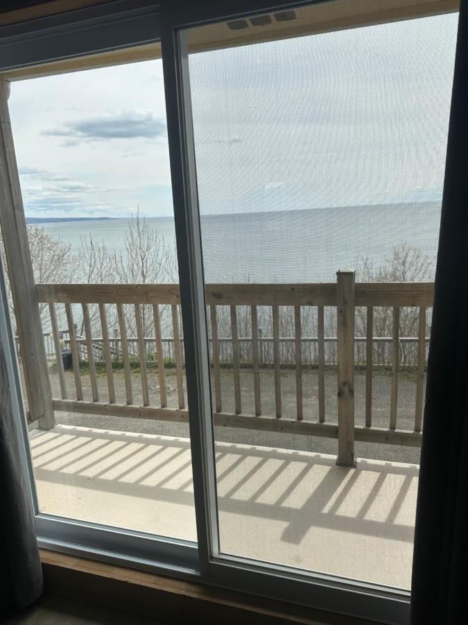 Motel Carleton Sur Mer Bagian luar foto