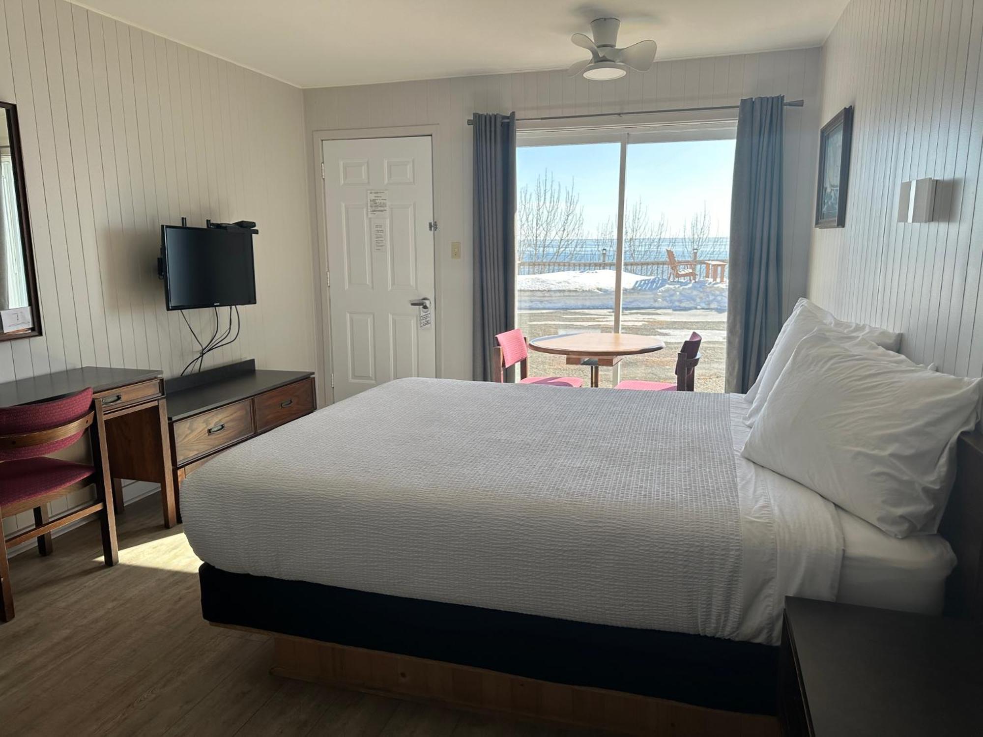 Motel Carleton Sur Mer Bagian luar foto