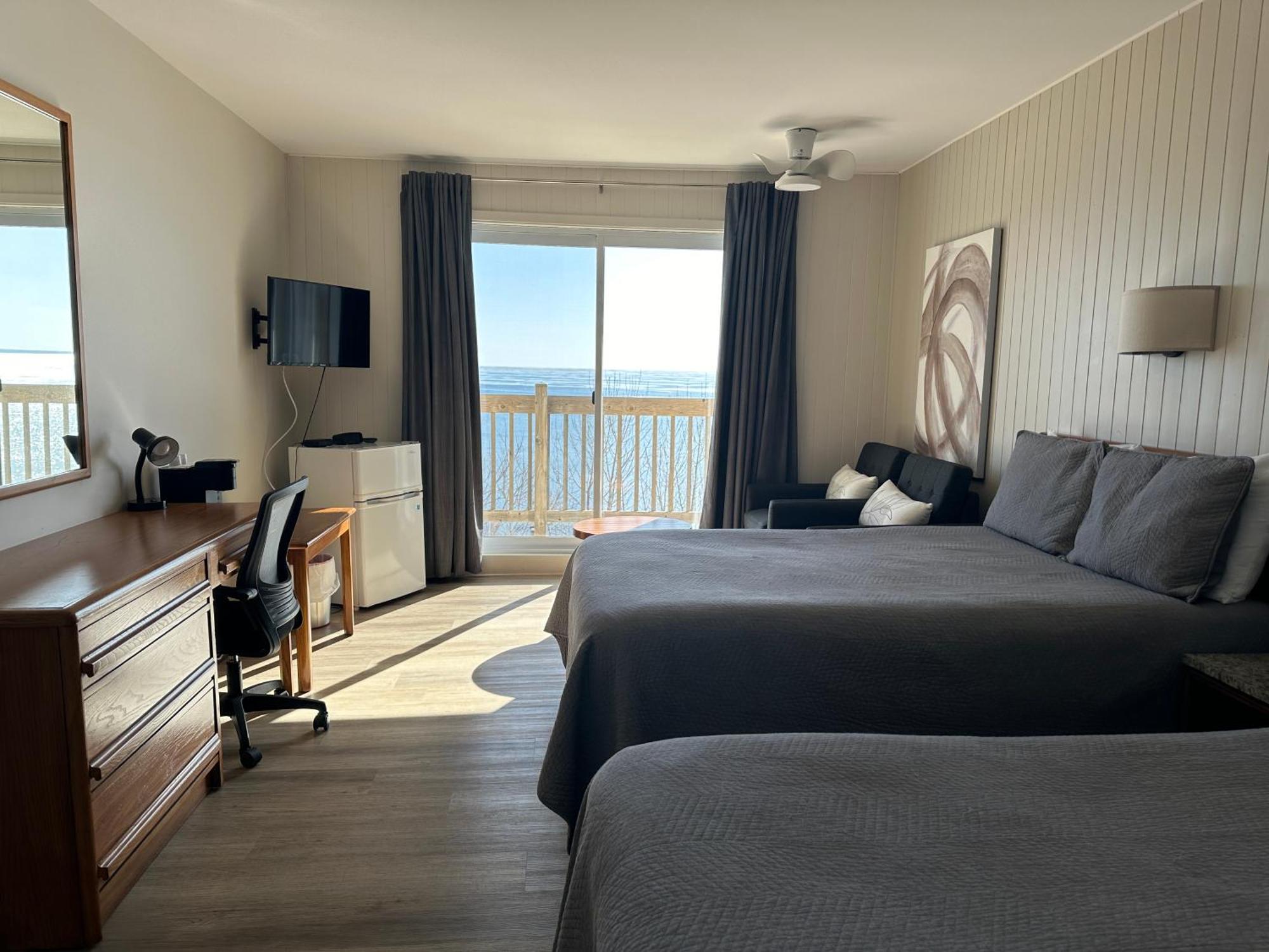 Motel Carleton Sur Mer Bagian luar foto