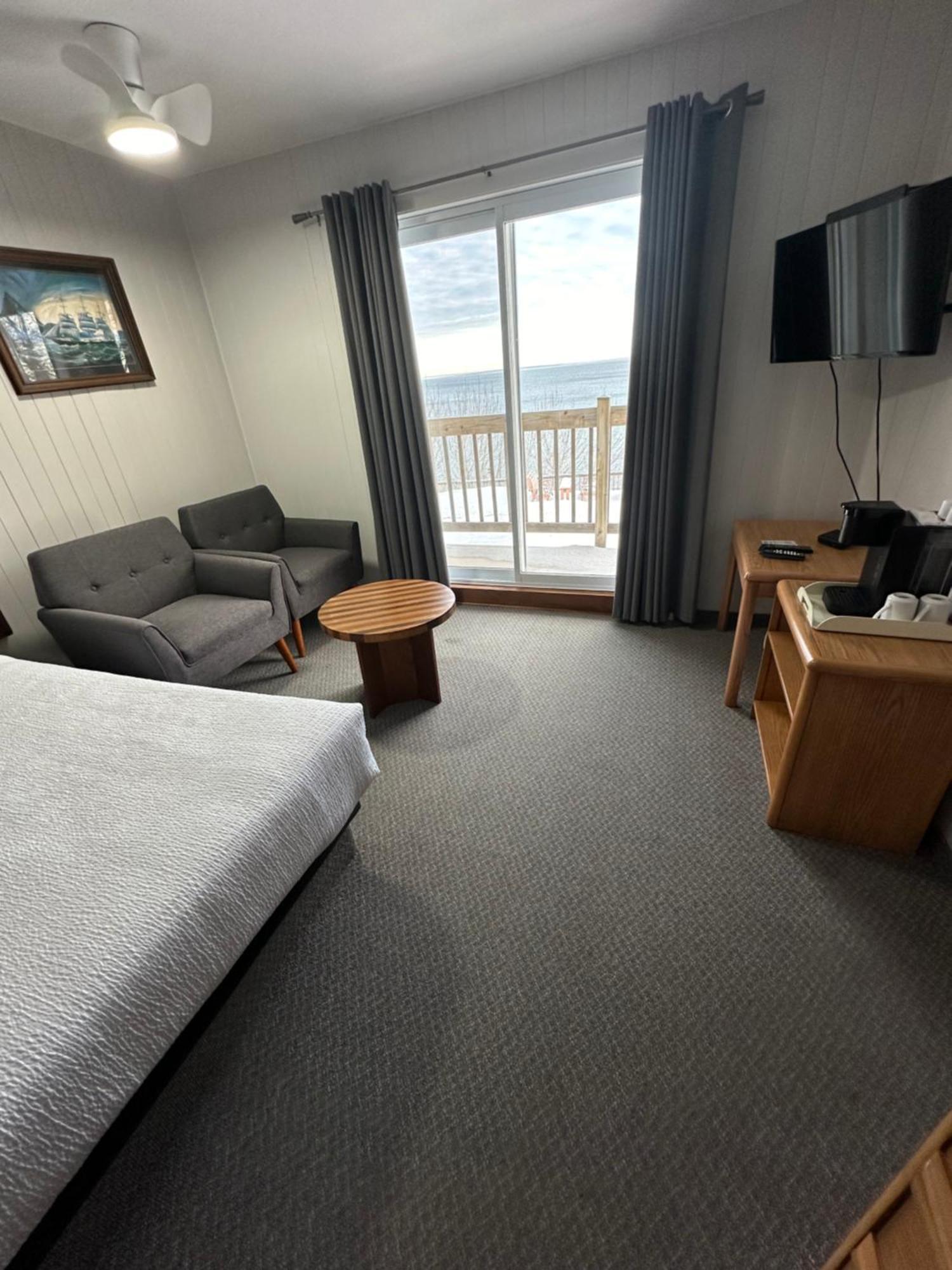 Motel Carleton Sur Mer Bagian luar foto