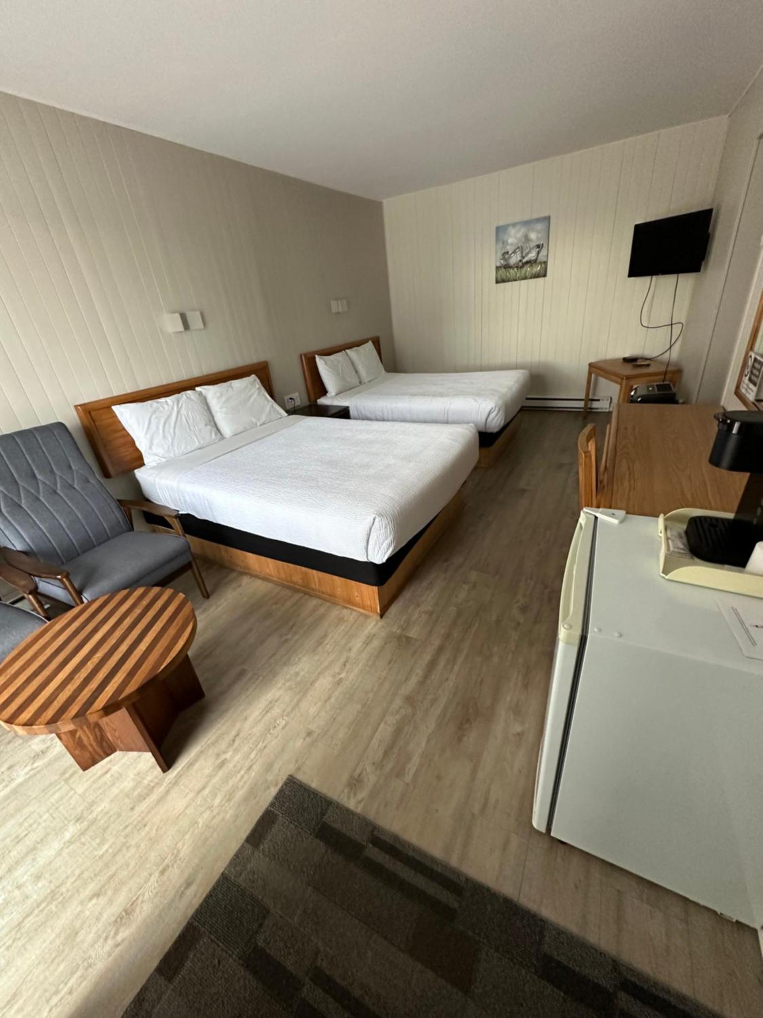 Motel Carleton Sur Mer Bagian luar foto