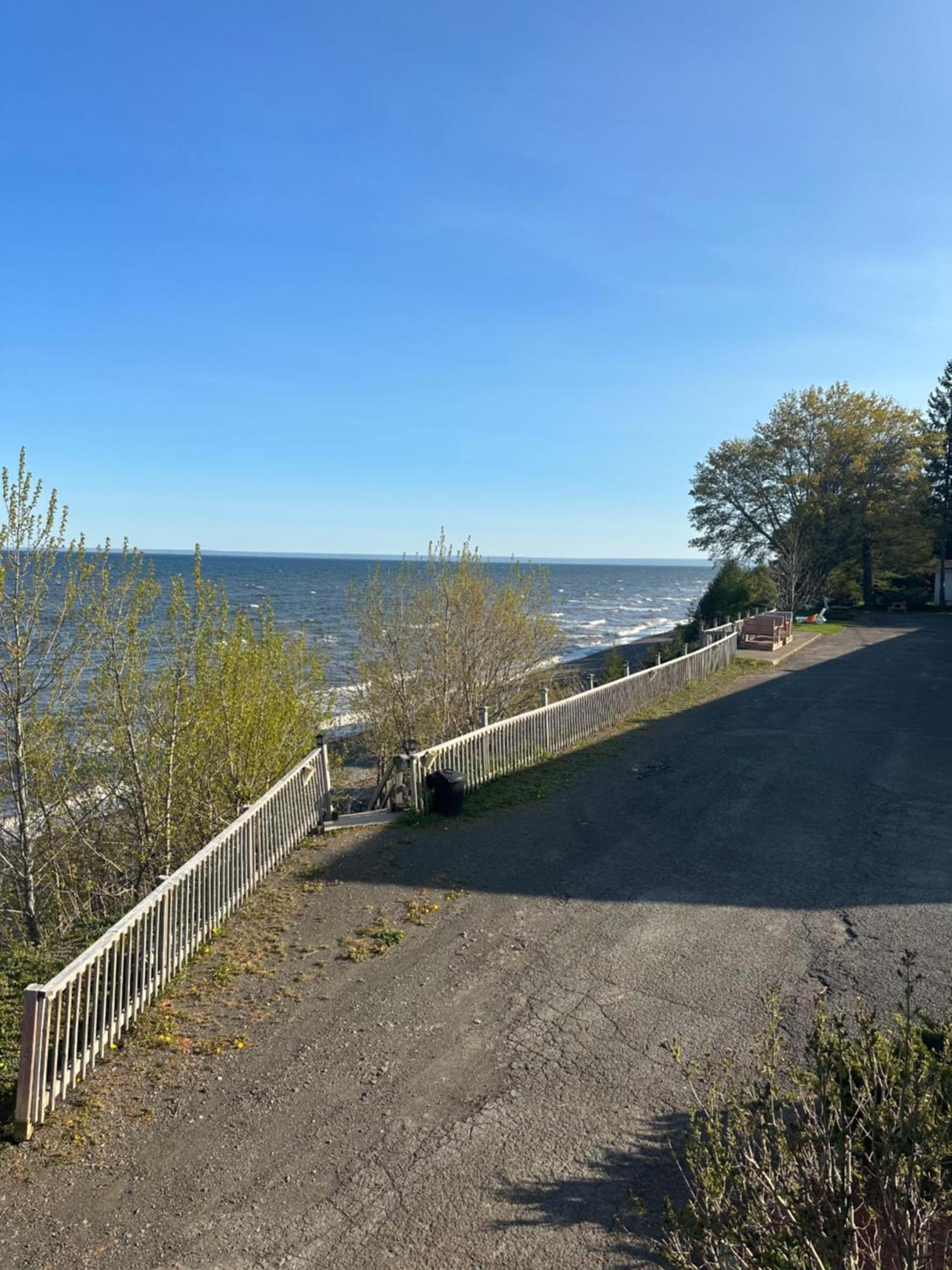 Motel Carleton Sur Mer Bagian luar foto