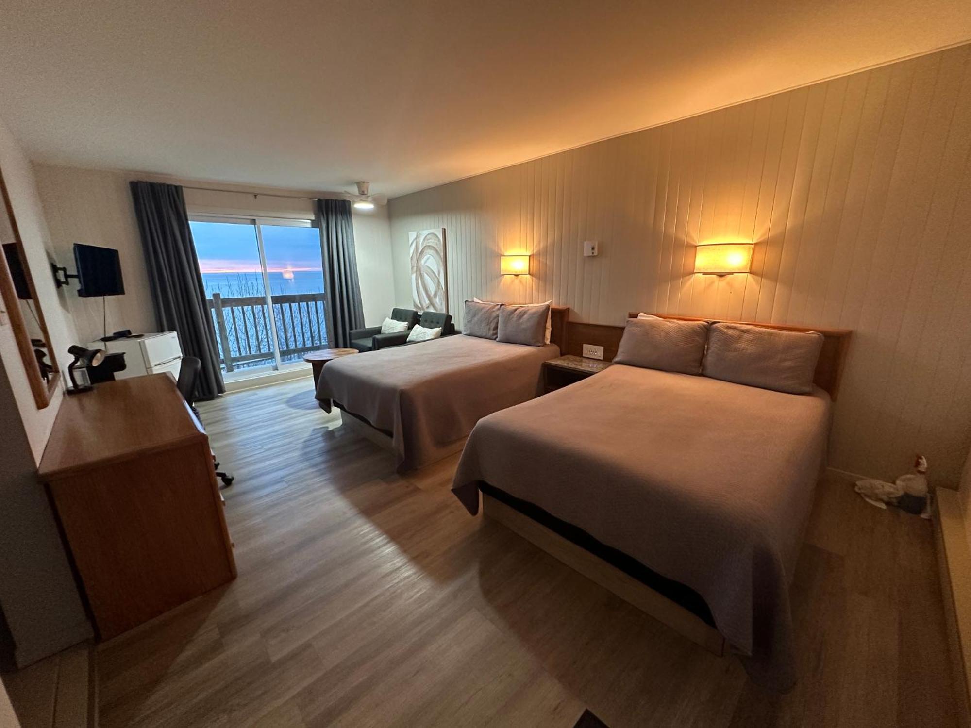 Motel Carleton Sur Mer Bagian luar foto