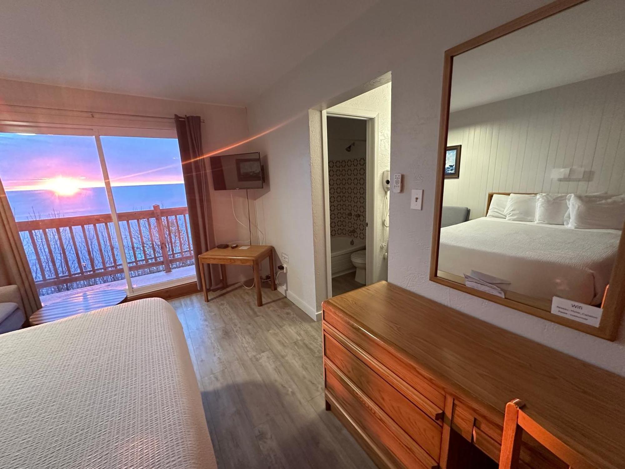 Motel Carleton Sur Mer Bagian luar foto