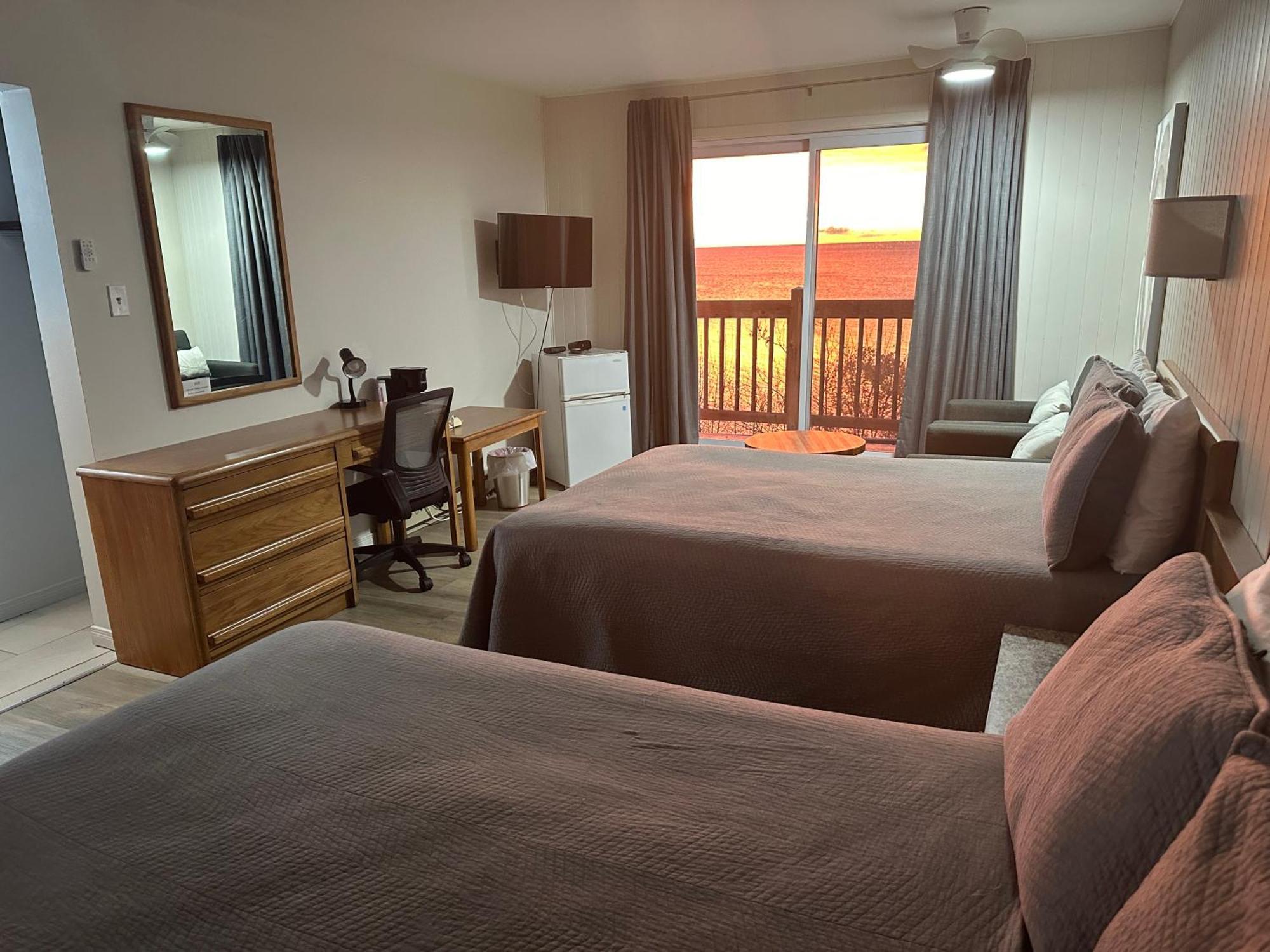 Motel Carleton Sur Mer Bagian luar foto